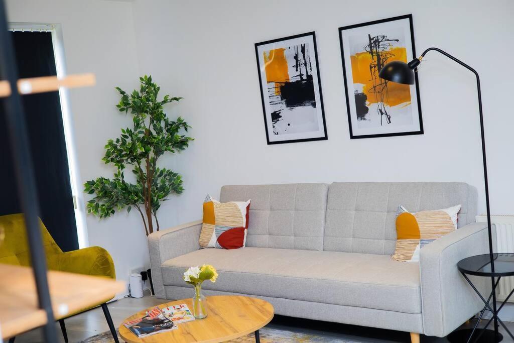 Isinmi Home - Close To Mcr City แมนเชสเตอร์ ภายนอก รูปภาพ
