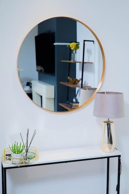 Isinmi Home - Close To Mcr City แมนเชสเตอร์ ภายนอก รูปภาพ