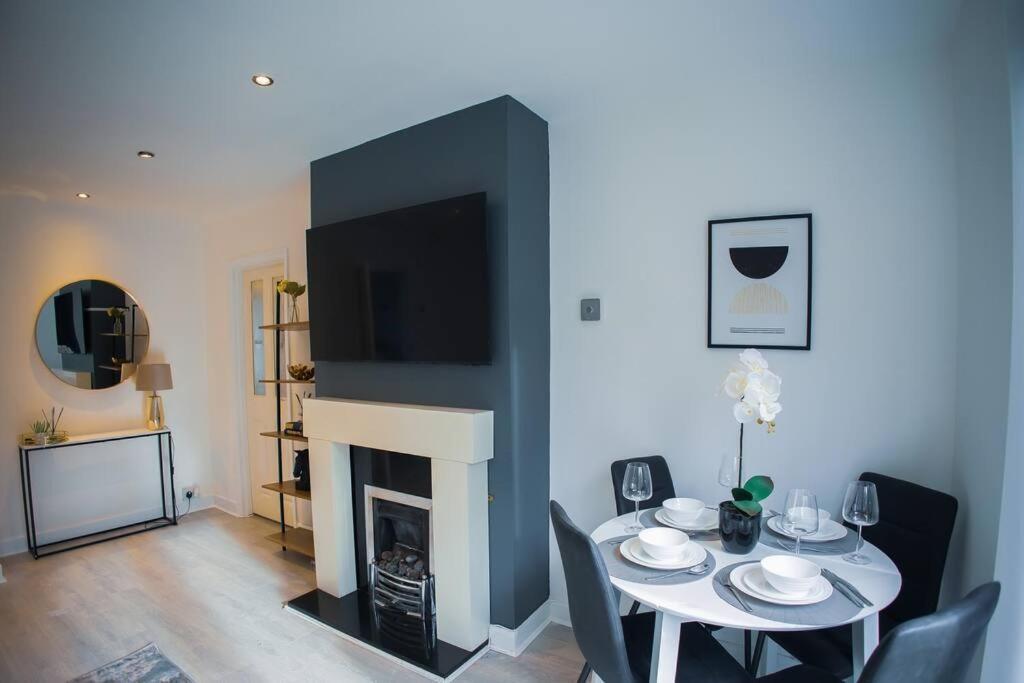 Isinmi Home - Close To Mcr City แมนเชสเตอร์ ภายนอก รูปภาพ